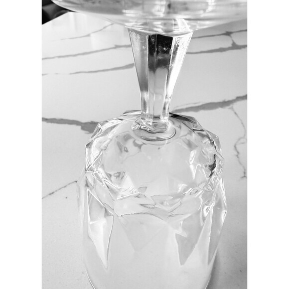 Vintage Arcoroc France Wine Goblets Set of 13 – Arctic Pattern – Clear Tempered - Picture 6 of 13